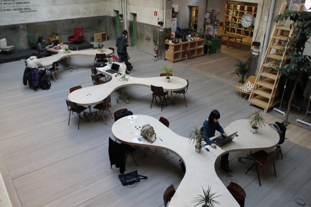 Hub Madrid
https://www.flickr.com/photos/68880802@N08/6850575857.